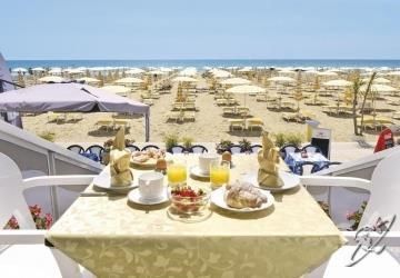 Capri Hotel 3*